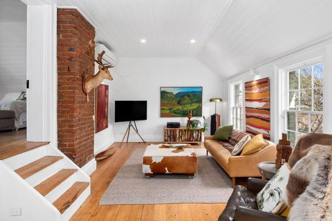 Gable House Geelong - Southport Accommodation 2