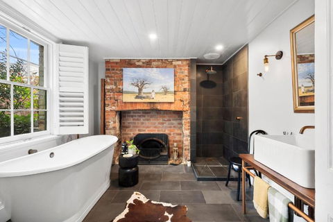 Gable House Geelong - Southport Accommodation 4