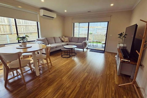 Getaway On Amaroo Way - Southport Accommodation 0