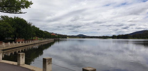 GREENWAY WATERS Apartments - Accommodation Southport 1