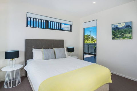 H6B - Round About Bulimba - Southport Accommodation 2