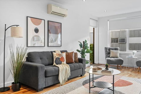 Hidden Gem At Caulfield Park - Southport Accommodation 1