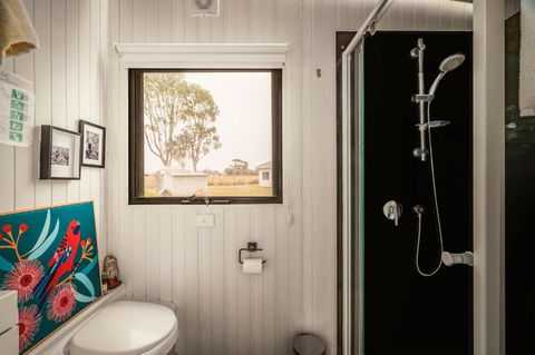 Hunters Inn By Tiny Away - Southport Accommodation 1