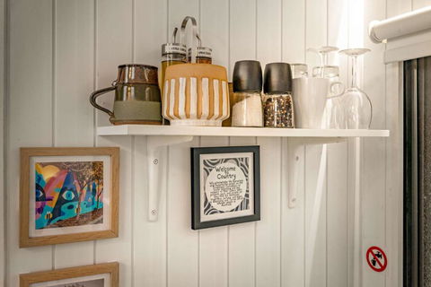 Hunters Inn By Tiny Away - Southport Accommodation 3