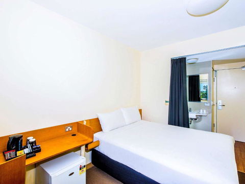 Ibis Budget Sydney Olympic Park - Southport Accommodation 2