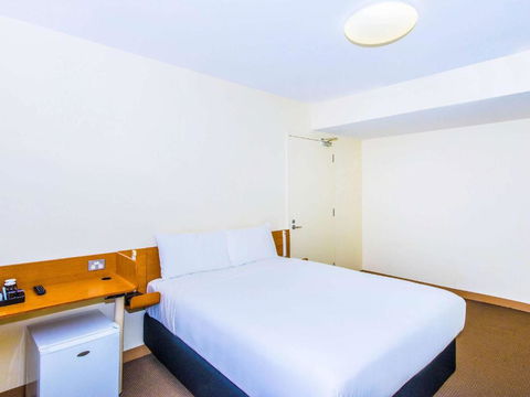 Ibis Budget Sydney Olympic Park - Southport Accommodation 3