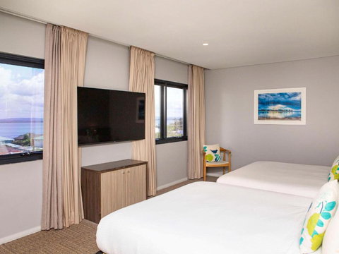 Ibis Styles The Entrance - Accommodation Southport 3