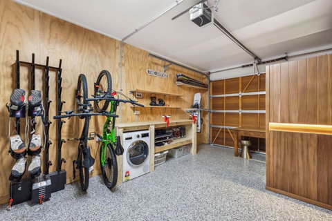 Ice 3 - Accommodation Southport 3