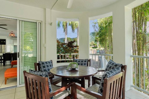 In The Tropics Balcony Oasis At The Beach Club - Accommodation Southport 0