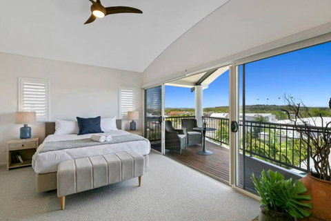 Incredible Beachside Penthouse-RIVA11 - Accommodation Southport 1