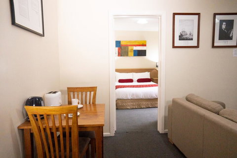 Admiralty Inn - Accommodation Southport 3