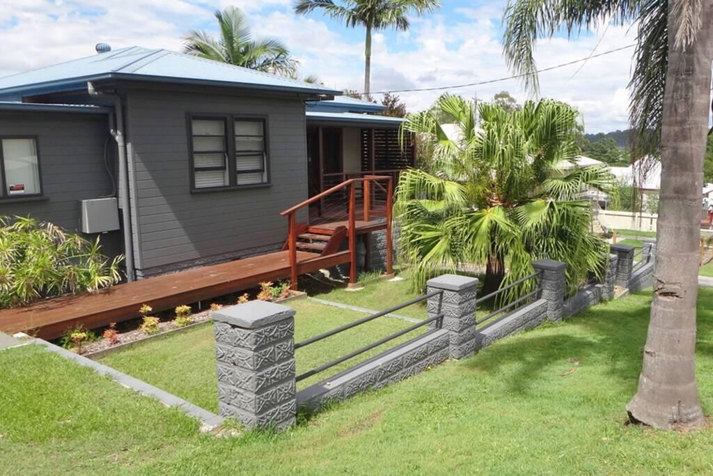 Gulmarrad NSW Southport Accommodation