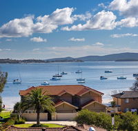 Aislinn' 3/273 Corrie Parade - air con water views BBQ - Accommodation Southport