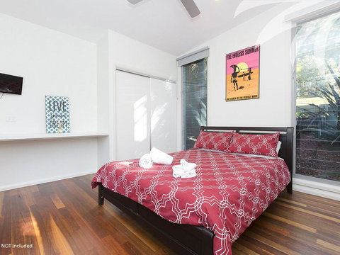 Akama - Accommodation Southport 1