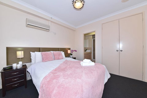 Alderney - Accommodation Southport 0