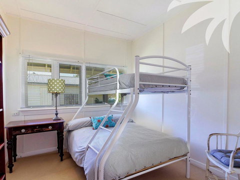 Aleda House - Accommodation Southport 1