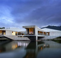 Alkira Award Winning Luxury Beachfront Rainforest Holiday House - Southport Accommodation