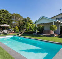 ALLAMBEA - MOUNT ELIZA - Southport Accommodation