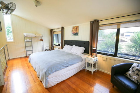 Allambie Cottages - Villa 2 - Accommodation Southport 3