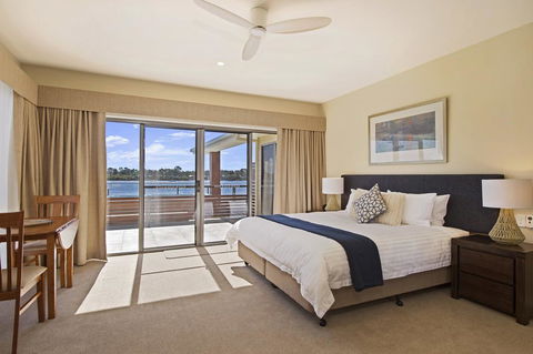 Ana Mandara Luxury Bed & Breakfast - Southport Accommodation 0