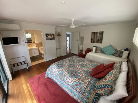 Anchors B&B - Southport Accommodation 0