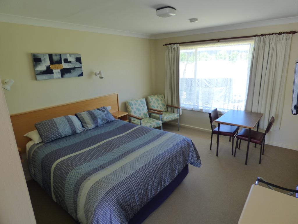 Glen Innes NSW Southport Accommodation
