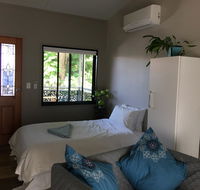 Annerley-granny flatprivate new convenience - Southport Accommodation
