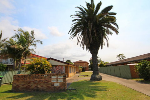 Annie's Apartment - Accommodation Southport 3