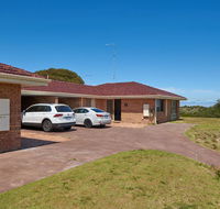 API Preston Beach Front Apartments - Southport Accommodation