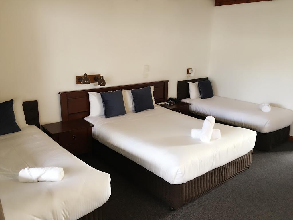 Dumgree QLD Southport Accommodation