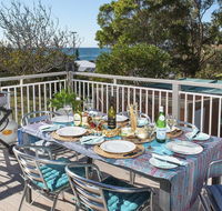 Araluen on Holden - great deck with ocean views - Southport Accommodation