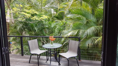 Arbor-Grove The Loft - Accommodation Southport 3