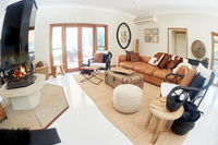 Book Laguna Accommodation Vacations Southport Accommodation Southport Accommodation