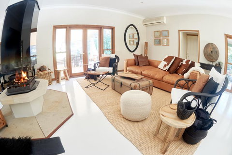 Arcadian Retreat - Southport Accommodation 0