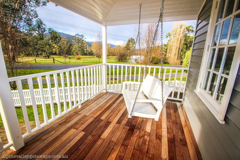 Arlington - Accommodation Southport 0