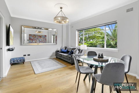 Art Deco Pad - Mosman Furnished Apartment - Southport Accommodation 2