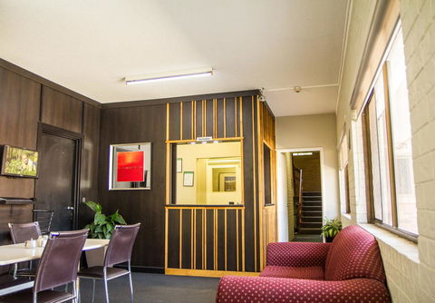 Ascot Budget Inn & Residences - Southport Accommodation 2