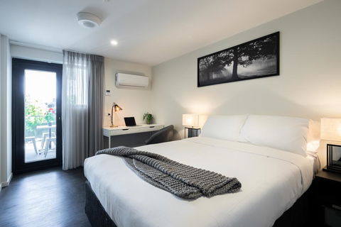 Ascot Budget Inn & Residences - Southport Accommodation 0
