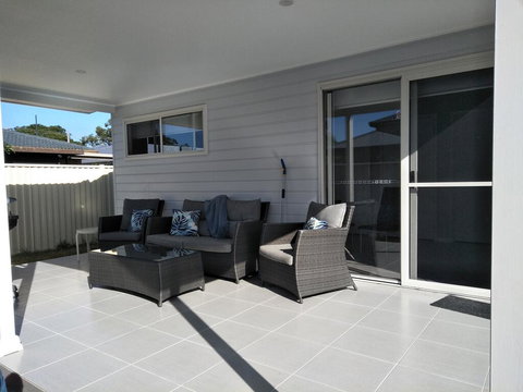 Ashley's Retreat Short Walk To Beach - Accommodation Southport 0