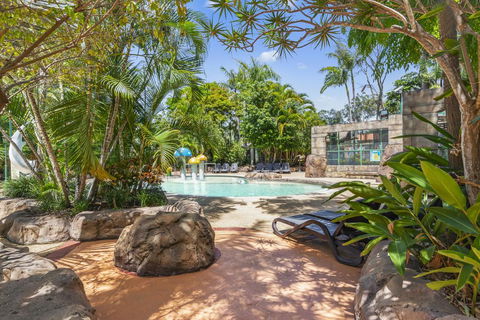 Ashmore Palms Holiday Village - Southport Accommodation 1
