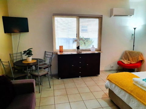 M104 West Perth Studio Apartment Near Kings Park - Southport Accommodation 3