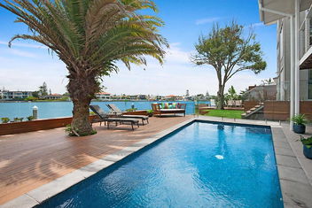 Main River Magic with Southport Accommodation