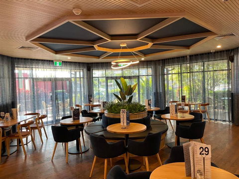 Meadowbrook Hotel Brisbane - Southport Accommodation 1