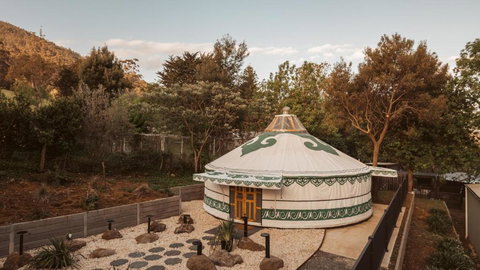 Mongolian Crafted Yurt With Private Spa And Spectacular Views - Accommodation Southport 0