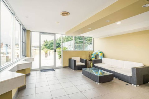 NEW! Ideal 1BR Beachside Studio With Pool - Southport Accommodation 2