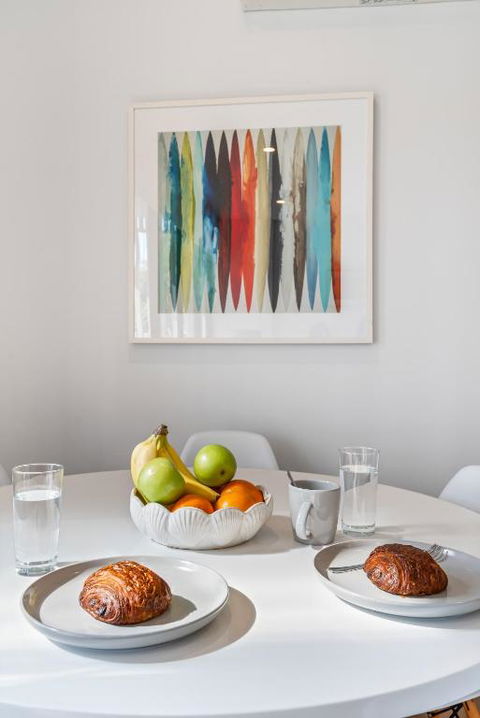 Park Life! Elegant & Sun-Filled 2 Bed 2 Bath Home In Caulfield North - Southport Accommodation 3