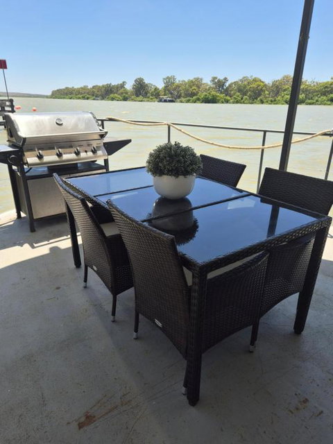 Paddle Wheeler Lilian - Accommodation Southport 1