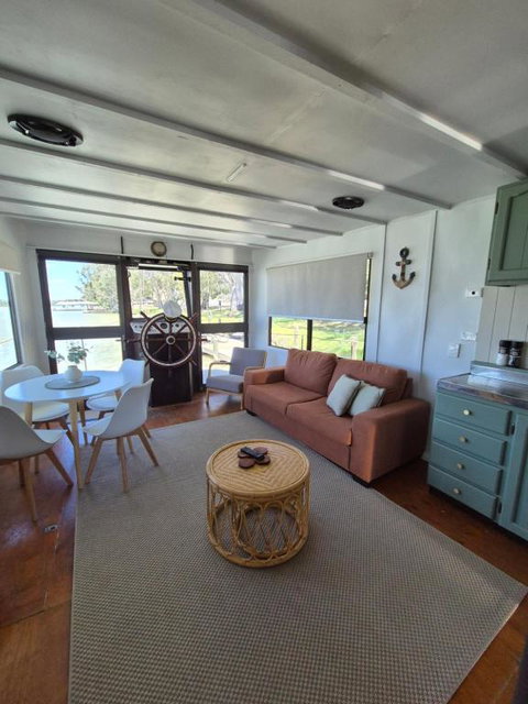 Paddle Wheeler Lilian - Accommodation Southport 0