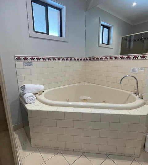 Paddlewheel Motel - Southport Accommodation 2