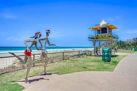 PALMA - Couples Beach Shack! - Southport Accommodation 3